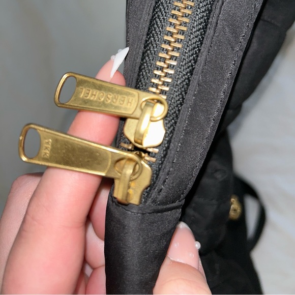Herschel Black & Gold Backpack - Picture 4 of 8